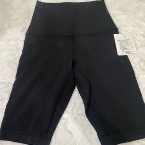 Lululemon short
